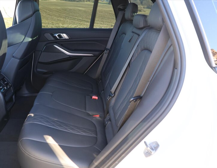 BMW X5 SUV / Terénní 3,0 l 250 kw