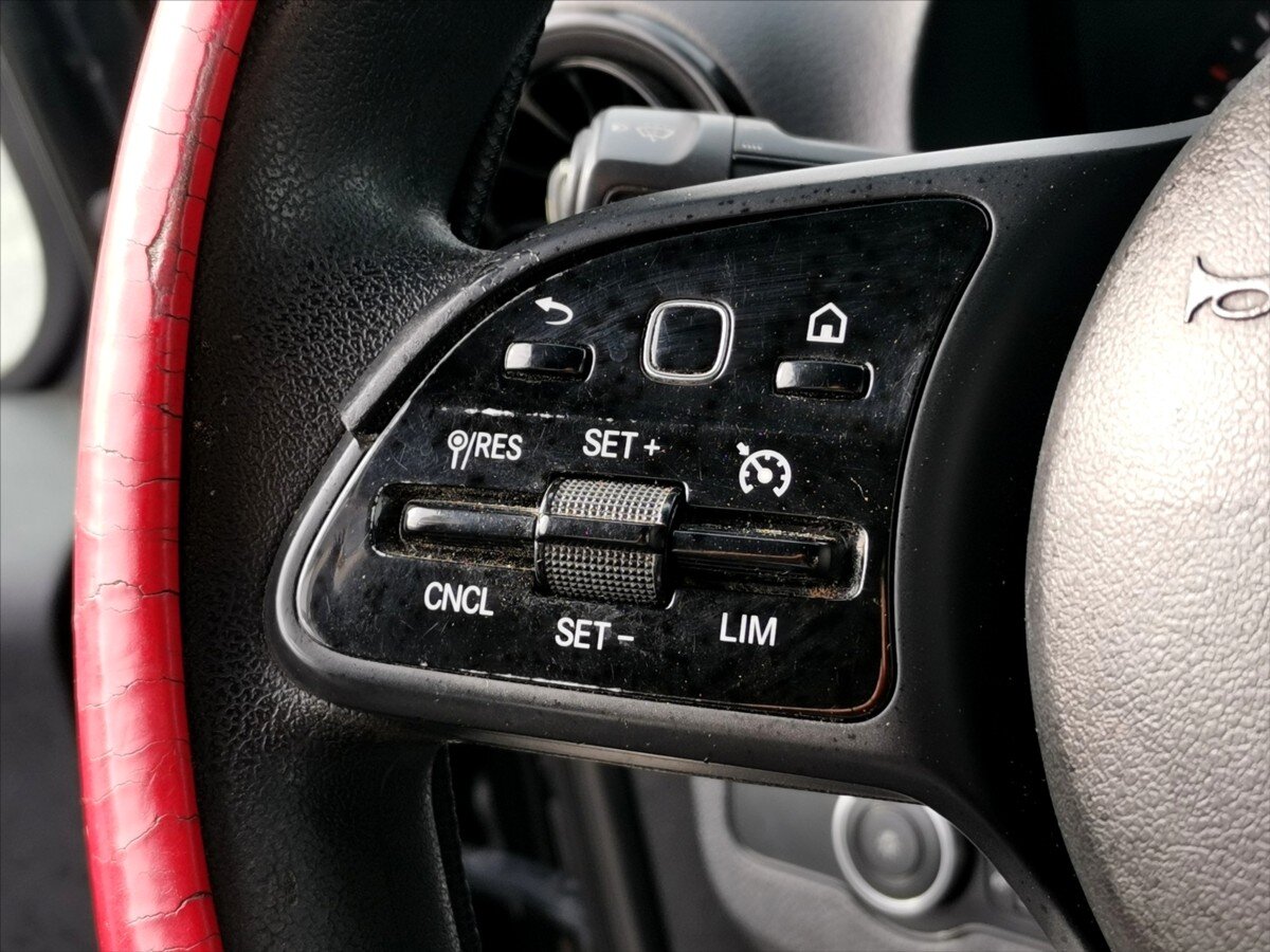 Mercedes-Benz Sprinter Valník 3,0 l 140 kw