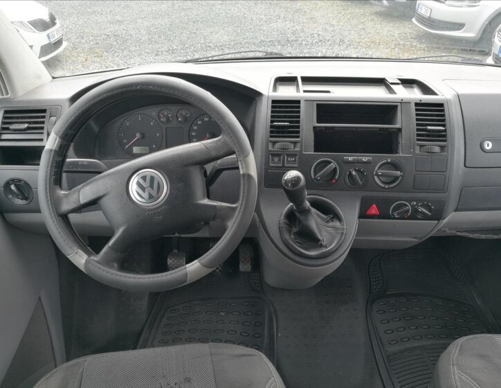 Volkswagen Transporter 7