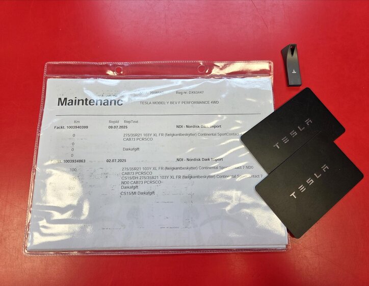 Tesla Model Y SUV / Terénní 0,0 393 kw