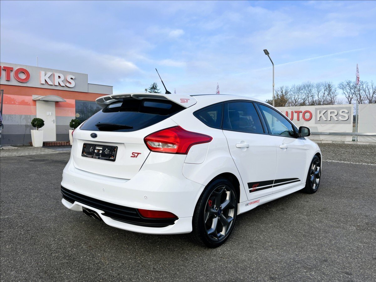 Ford Focus Hatchback 2,0 l 184 kw