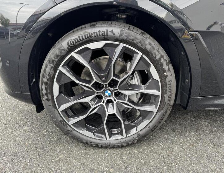 BMW X7 SUV 3,0 l 250 kw