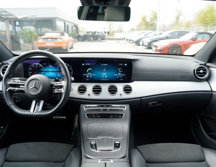 Mercedes-Benz Třídy E Sedan 2,0 l 145 kw