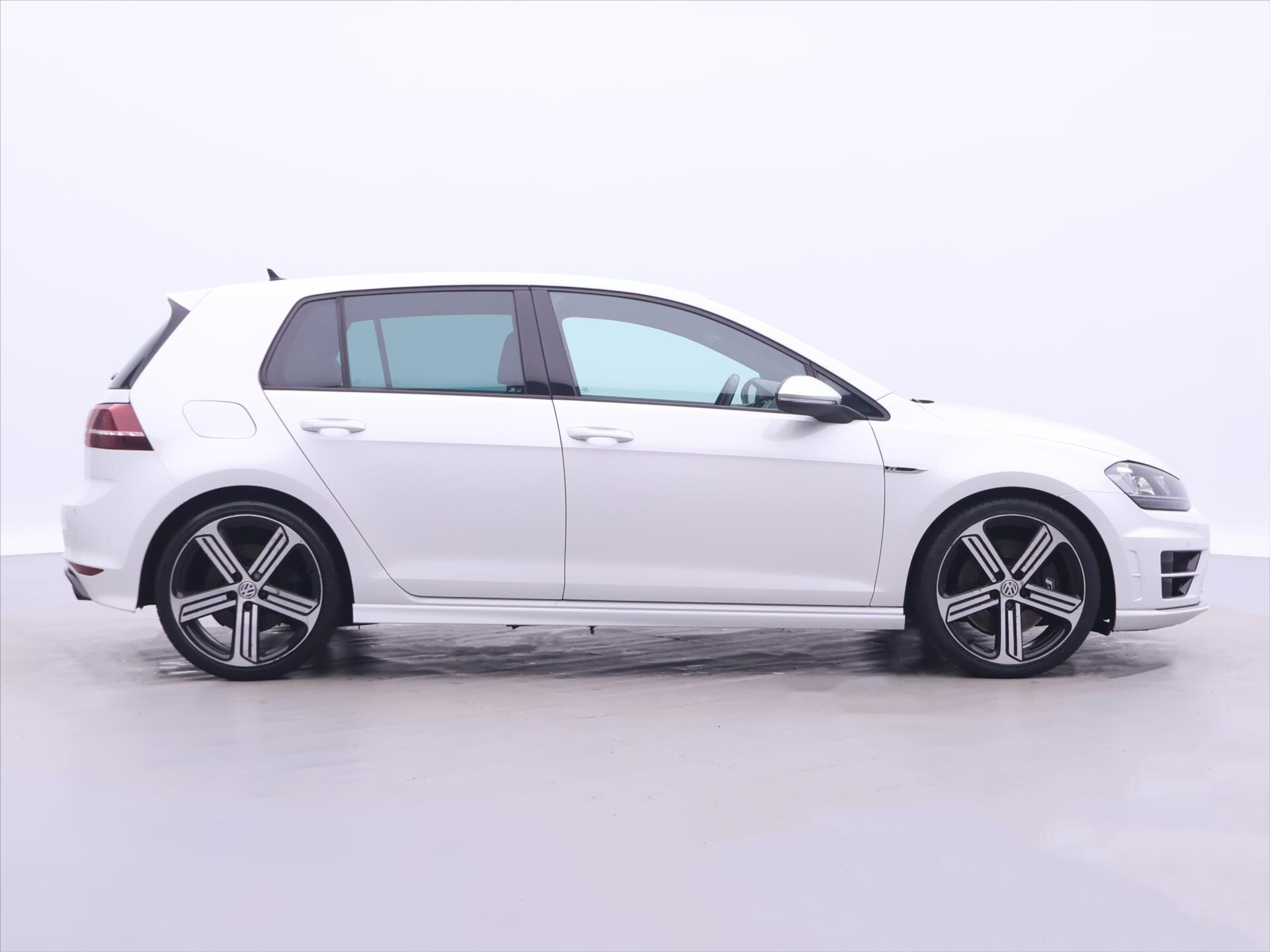 Volkswagen Golf Hatchback 2,0 l 221 kw
