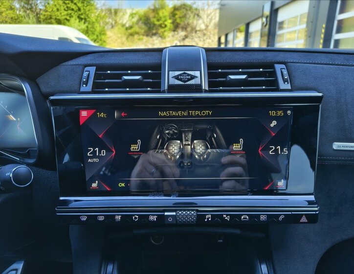 DS Automobiles DS7 Crossback SUV / Terénní 2,0 l 130 kw