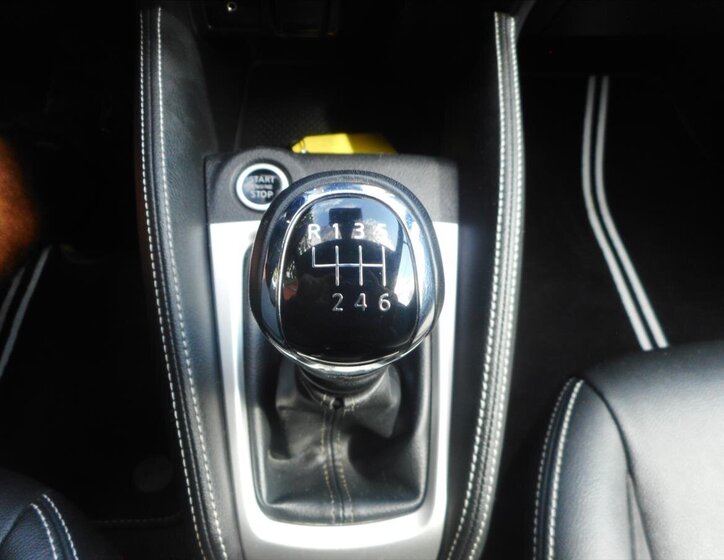 Nissan Micra Hatchback 999,0 86 kw