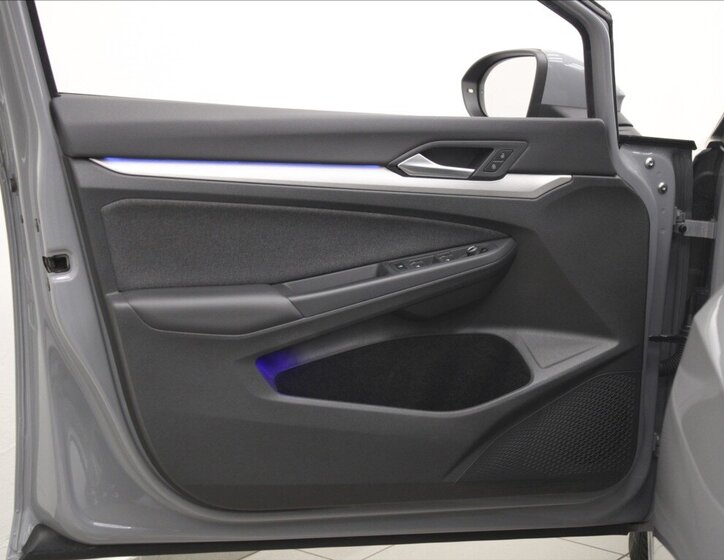 Volkswagen Golf Kombi 999,0 81 kw