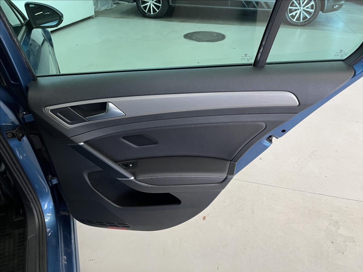 Volkswagen Golf Hatchback 1,4 l 92 kw