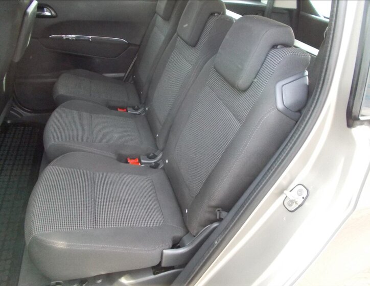 Peugeot 5008 MPV 1,6 l 80 kw