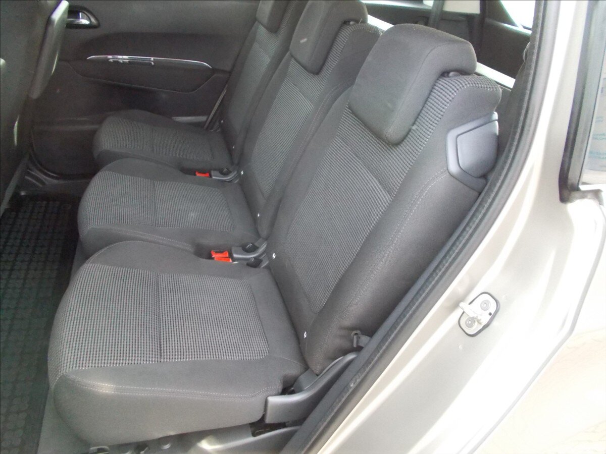 Peugeot 5008 MPV 1,6 l 80 kw