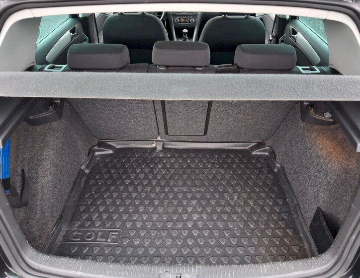 Volkswagen Golf Hatchback 1,6 l 77 kw