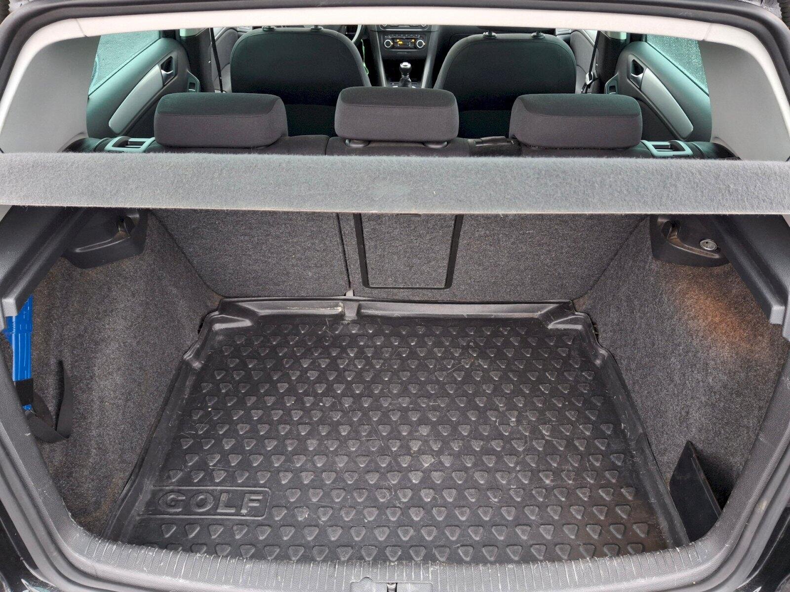 Volkswagen Golf Hatchback 1,6 l 77 kw