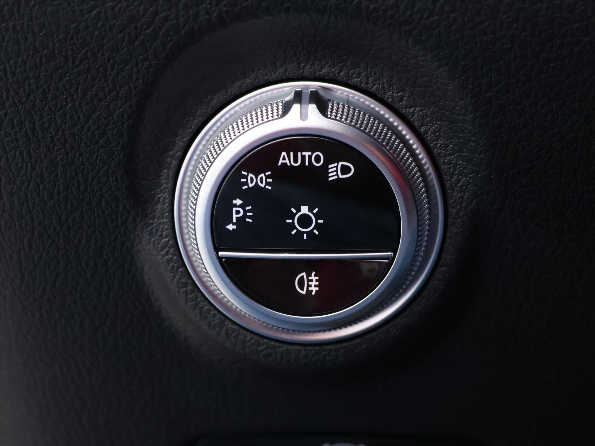 Mercedes-Benz Třídy C Kombi 2,0 l 147 kw