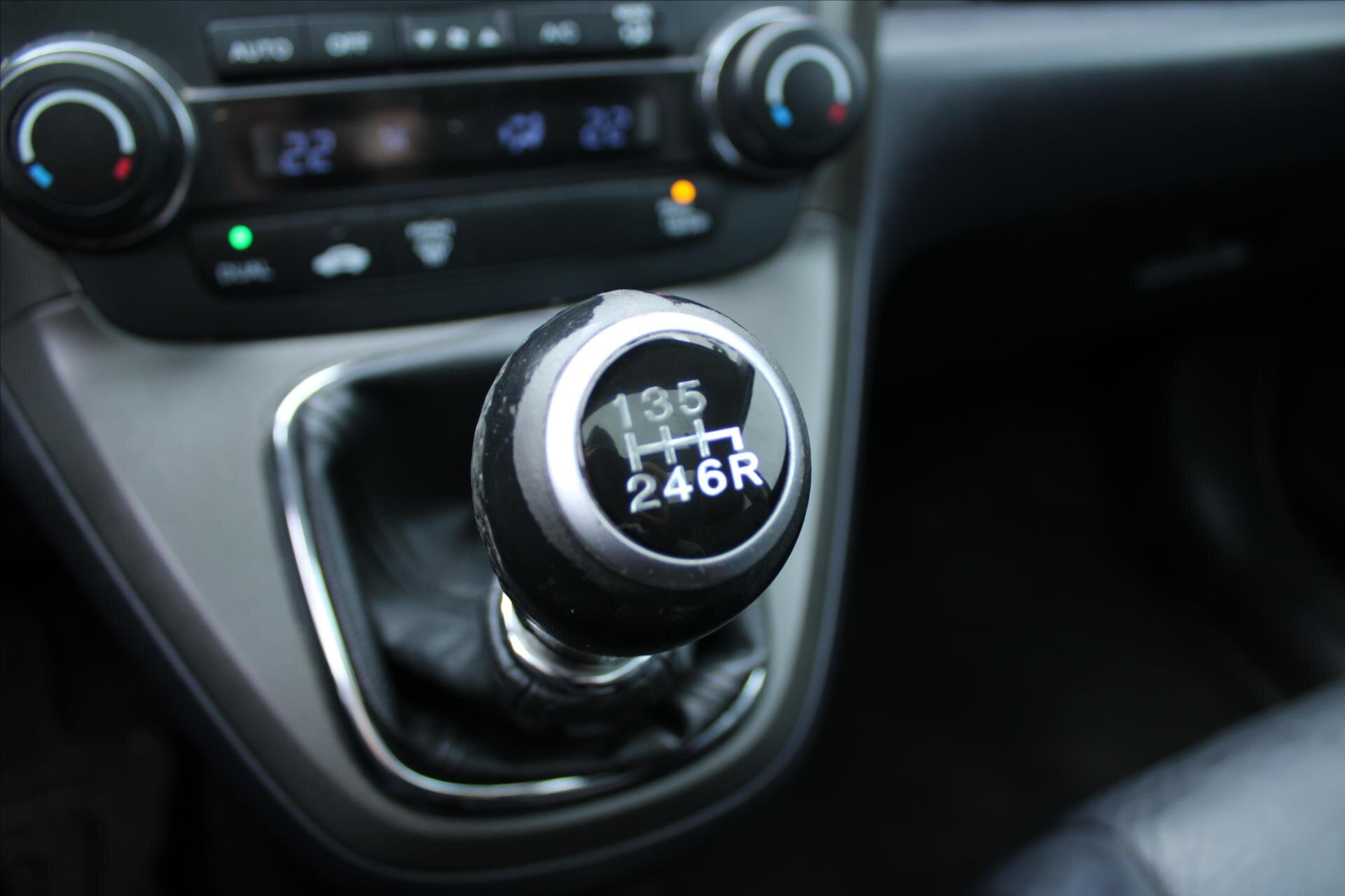 Honda CR-V SUV / Terénní 2,2 l 110 kw