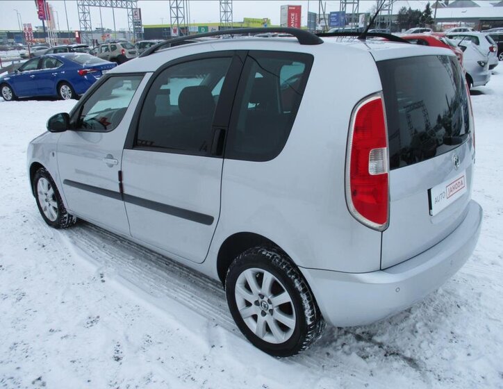 Škoda Roomster Kombi 1,2 l 63 kw