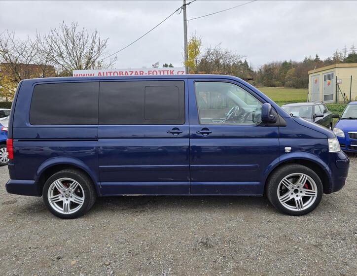 Volkswagen Multivan Kombi 2,5 l 128 kw