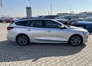Ford Focus Kombi 999,0 92 kw