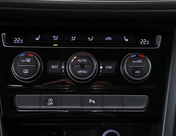 Volkswagen Touran Kombi 1,6 l 85 kw