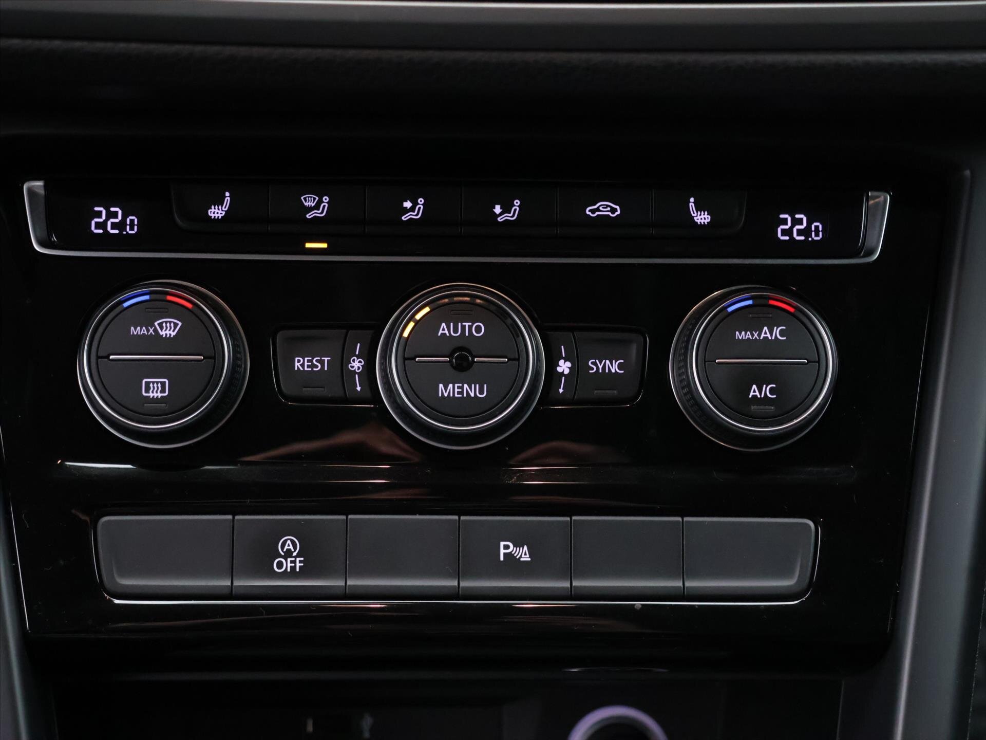 Volkswagen Touran Kombi 1,6 l 85 kw