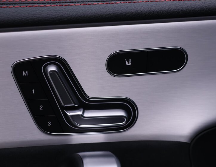 Mercedes-Benz CLA Kupé 1,3 l 120 kw