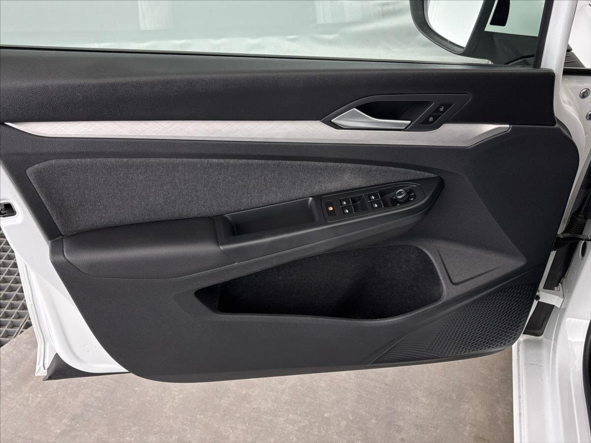 Volkswagen Golf Kombi 2,0 l 85 kw