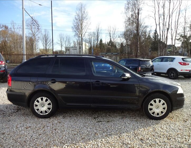 Škoda Octavia Kombi 2,0 l 103 kw
