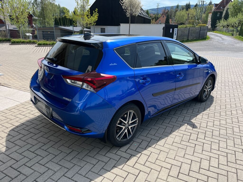 Toyota Auris Hatchback 1,8 l 73 kw