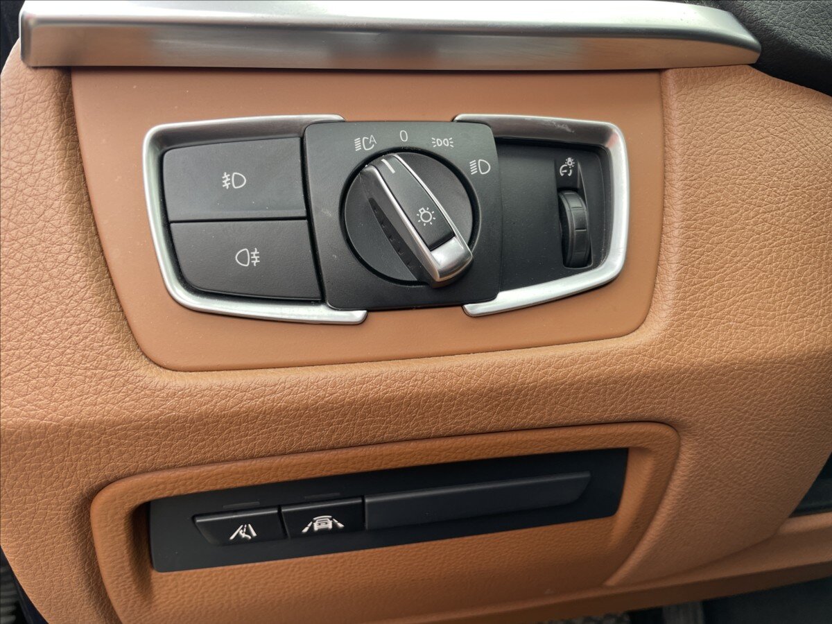 BMW Řada 3 Sedan / Limuzína 3,0 l 225 kw