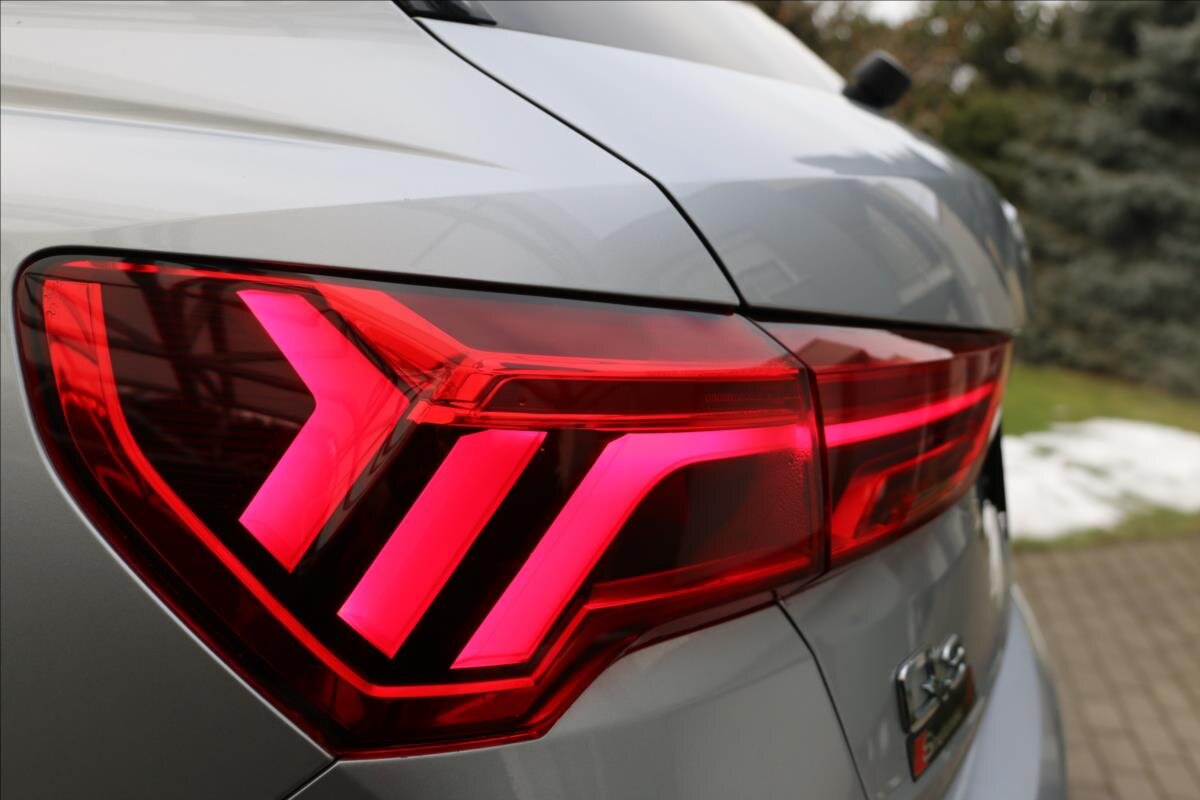 Audi Q3 SUV / Terénní 2,0 l 137 kw