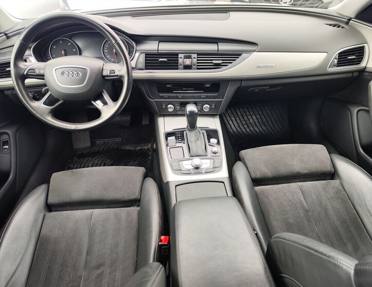 Audi A6 Sedan / Limuzína 3,0 l 200 kw