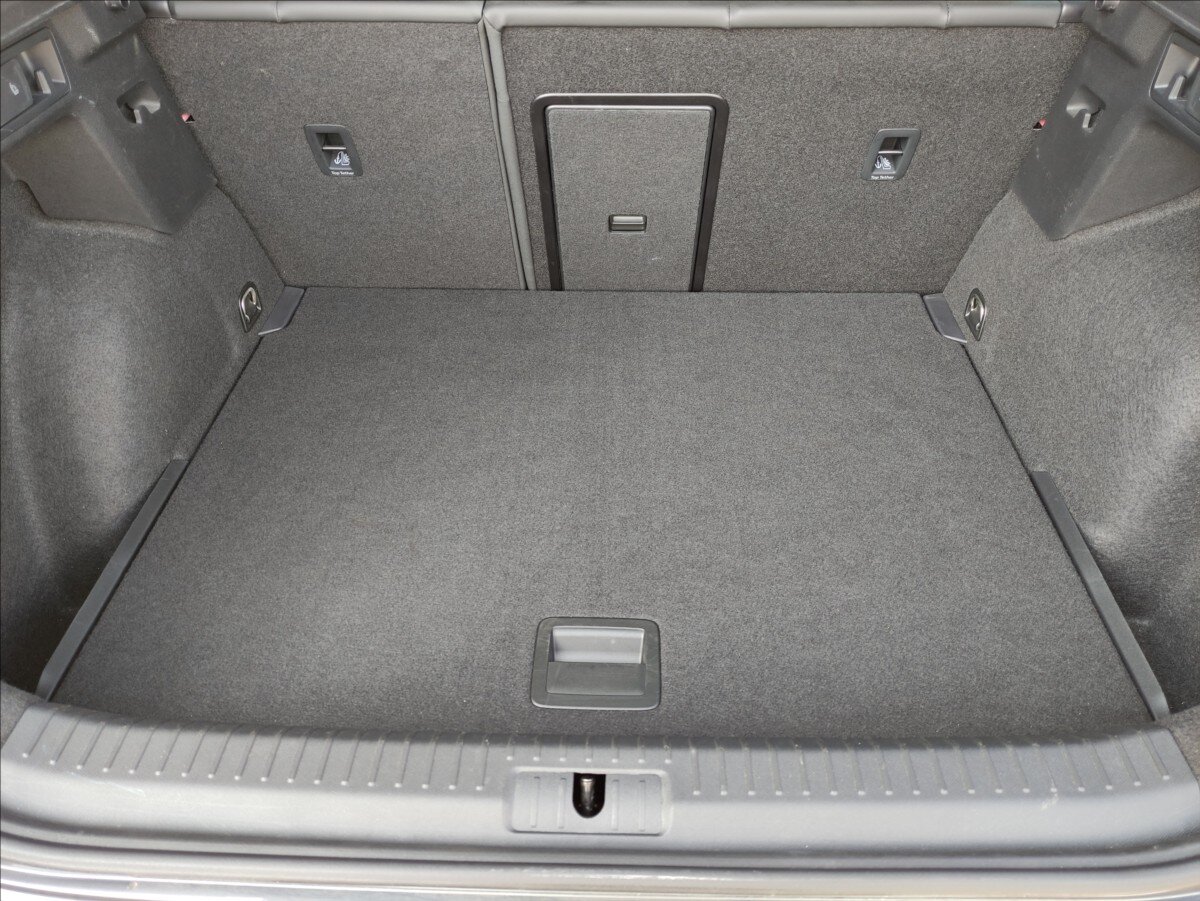 Cupra Formentor SUV / Terénní 1,5 l 110 kw