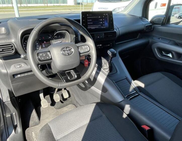 Toyota ProAce City Verso 25