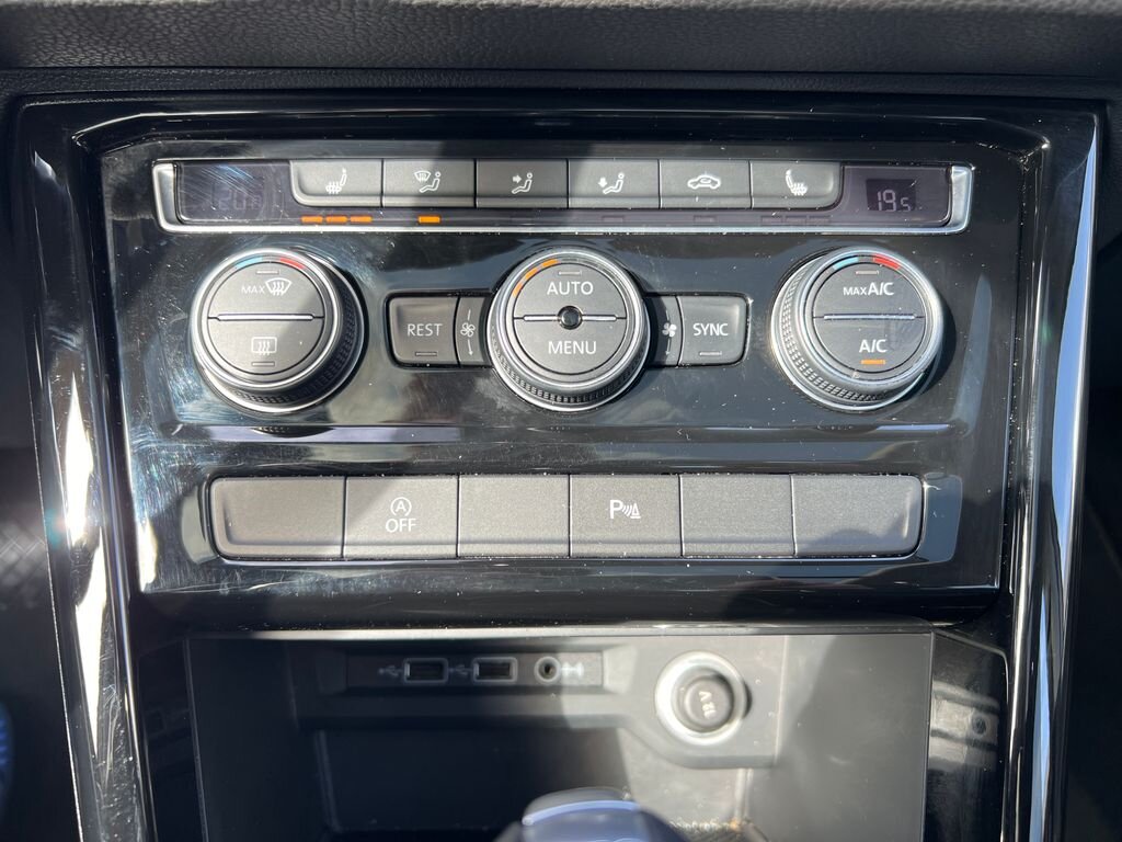 Volkswagen Touran MPV 1,5 l 110 kw