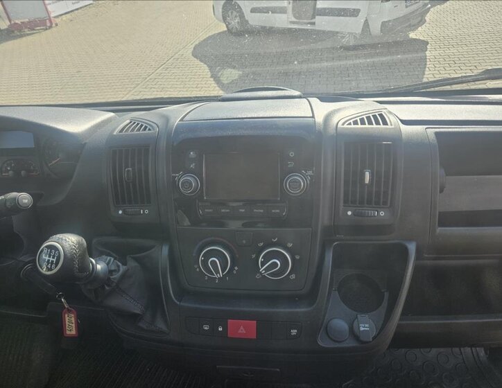 Citroën Jumper Skříň 2,2 l 121 kw