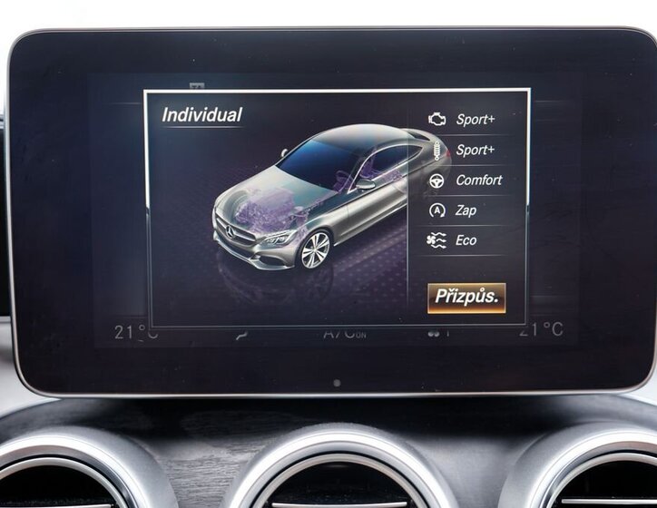 Mercedes-Benz Třídy C Kupé 2,1 l 150 kw