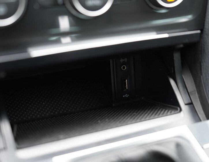 Volkswagen Golf Kombi 1,6 l 85 kw