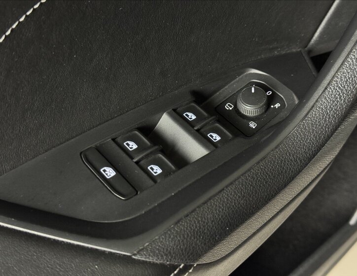 Škoda Kodiaq SUV / Terénní 1,5 l 110 kw