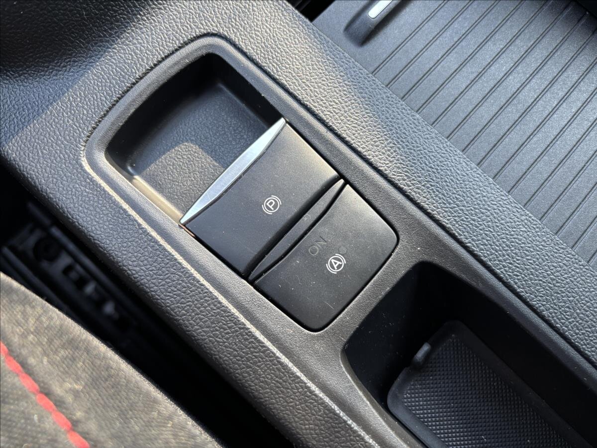 Ford Focus Kombi 999,0 92 kw