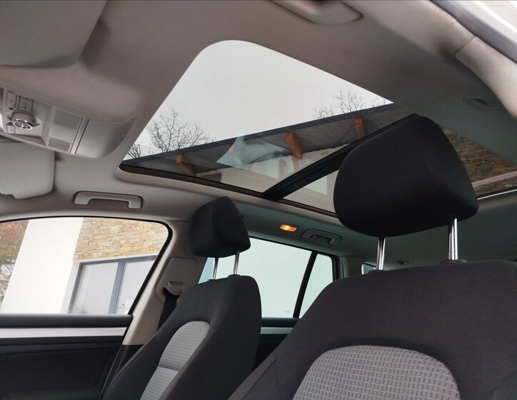 Škoda Superb Kombi 2,0 l 103 kw