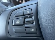 BMW X1 Kombi 1,5 l 100 kw