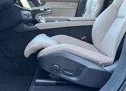 Volvo XC90 SUV / Terénní 2,0 l 335 kw