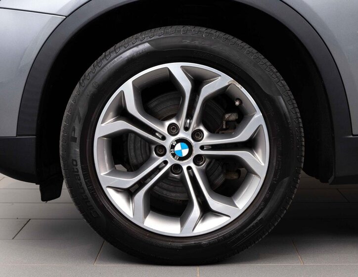 BMW X3 SUV 2,0 l 140 kw