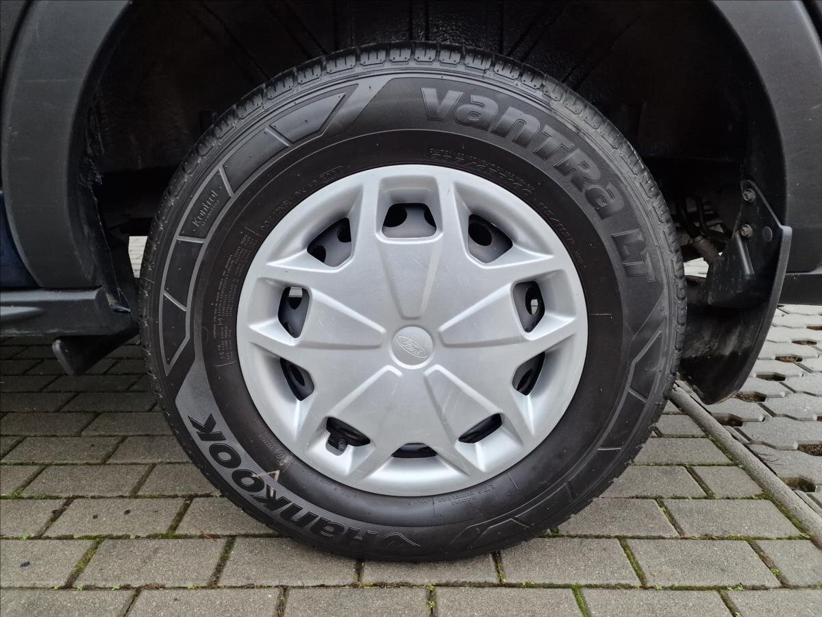 Ford Transit Kombi 2,0 l 96 kw