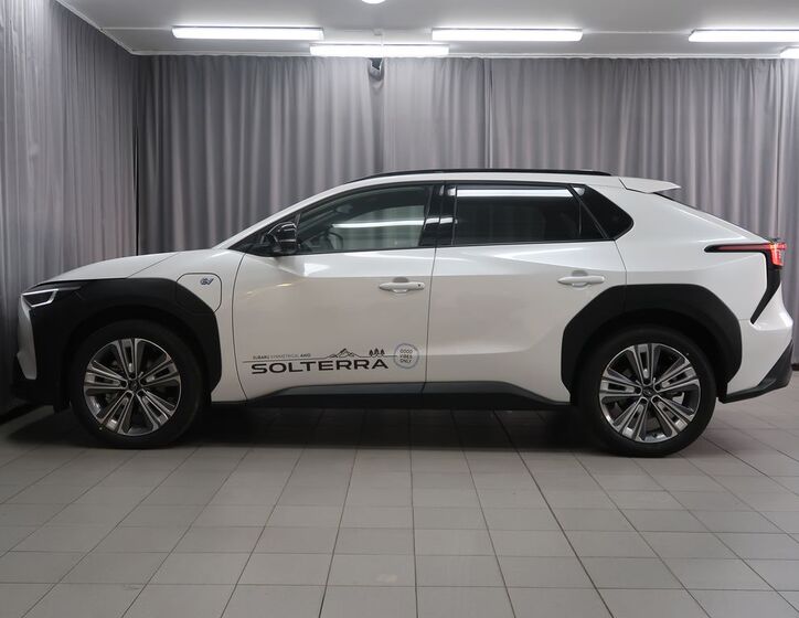 Subaru Solterra 8