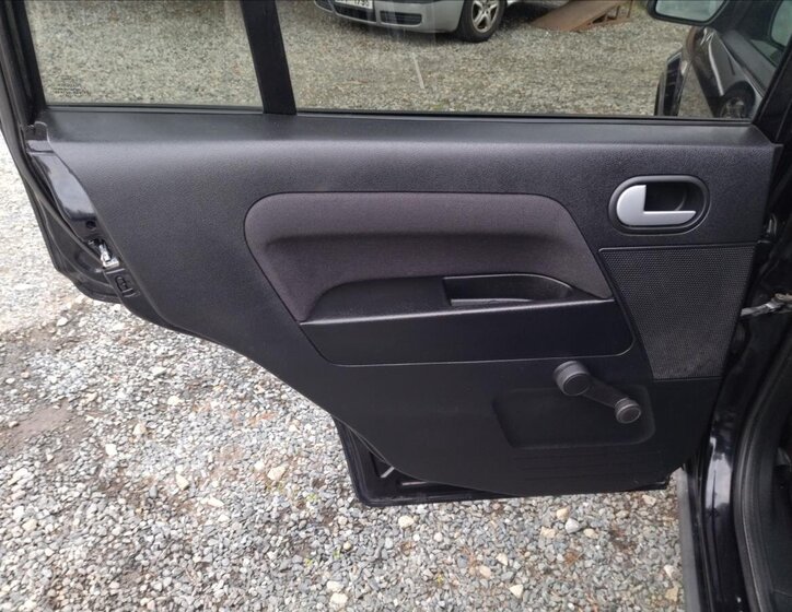 Ford Fusion MPV 1,4 l 59 kw