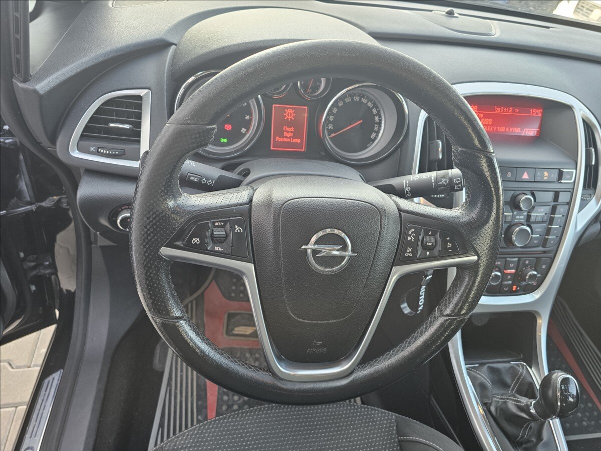 Opel Astra Hatchback 1,6 l 132 kw