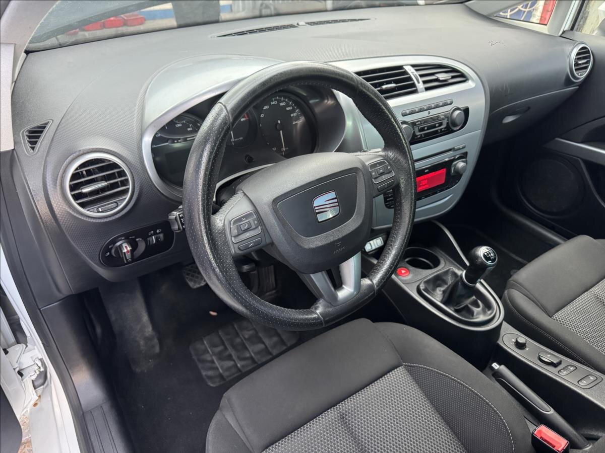 Seat Leon Hatchback 1,4 l 92 kw