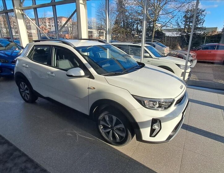 KIA Stonic Kombi 1,2 l 57 kw