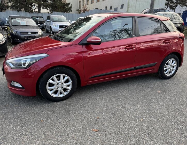 Hyundai i20 Hatchback 1,2 l 61 kw