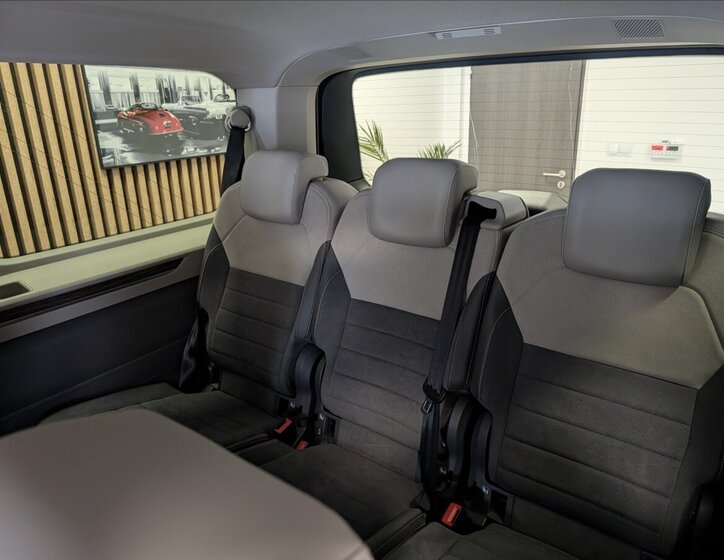 Volkswagen Multivan VAN / Minibus 0,0 180 kw